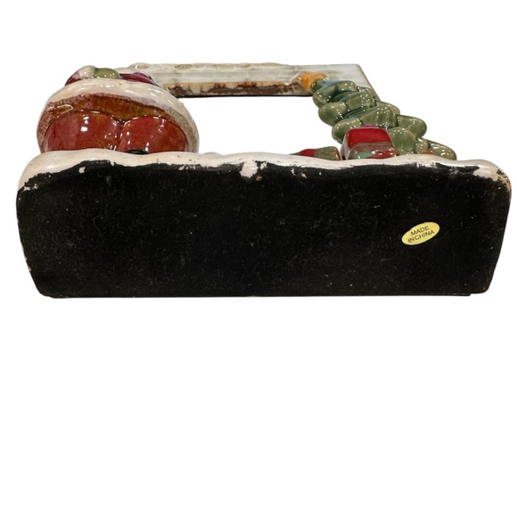 Vintage Ceramic Free Standing 3D Christmas Frame - Santa, Tree & Presents - Picture 3 of 10